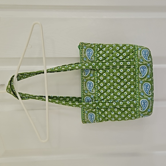 Vera Bradley Green Floral Paisley Bag!!! - Picture 3 of 16